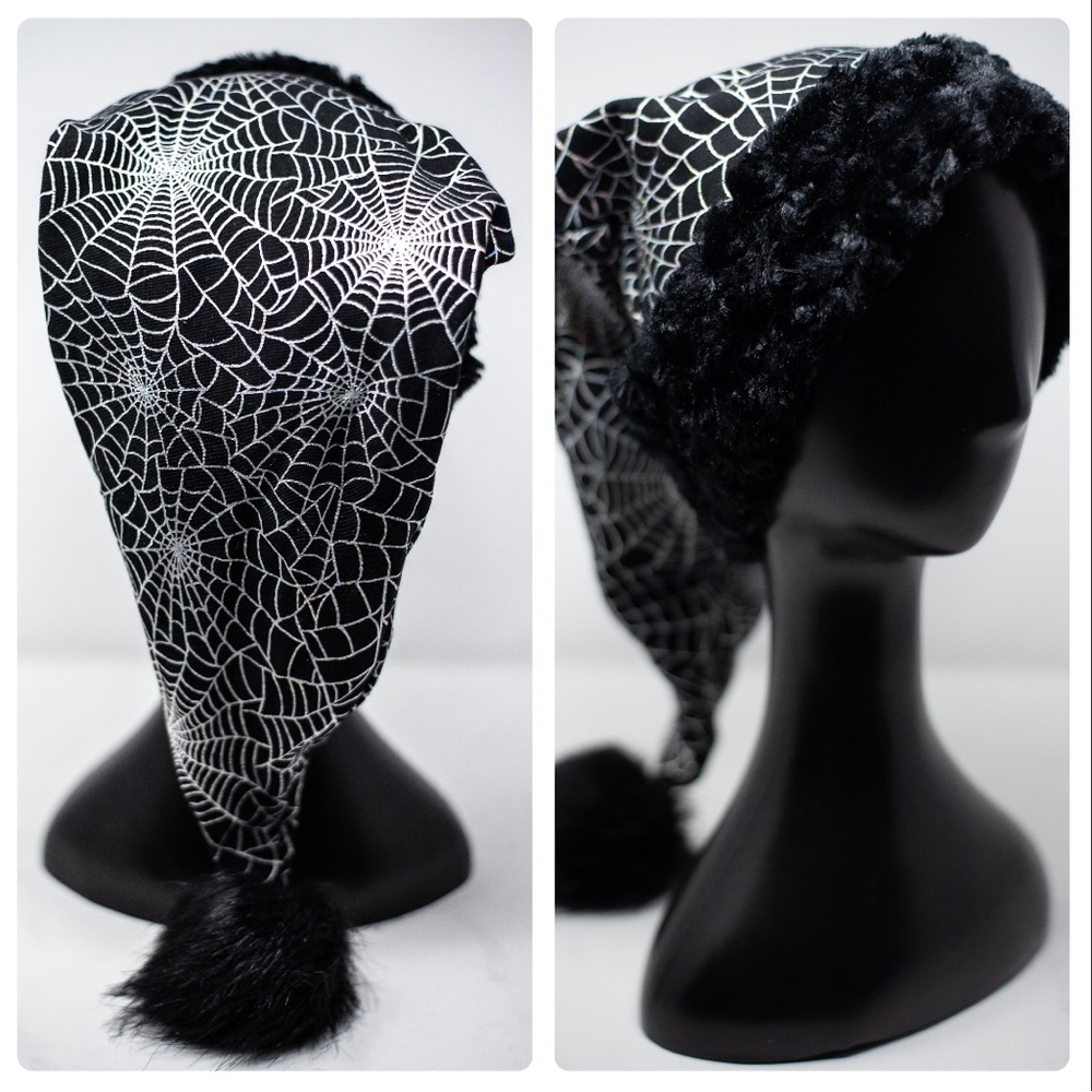 KÖLEKTIV KOUTURE: Metallic Funnel Web Santa Hat